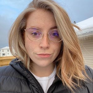 Meet your Posher, Anabel